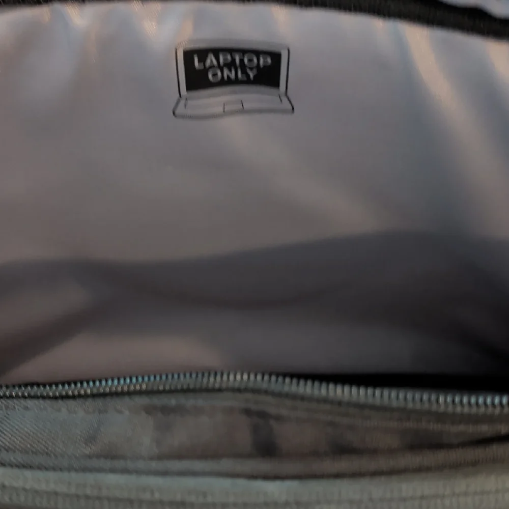 Professional Black Laptop Briefcase with Padded Shoulder Strap